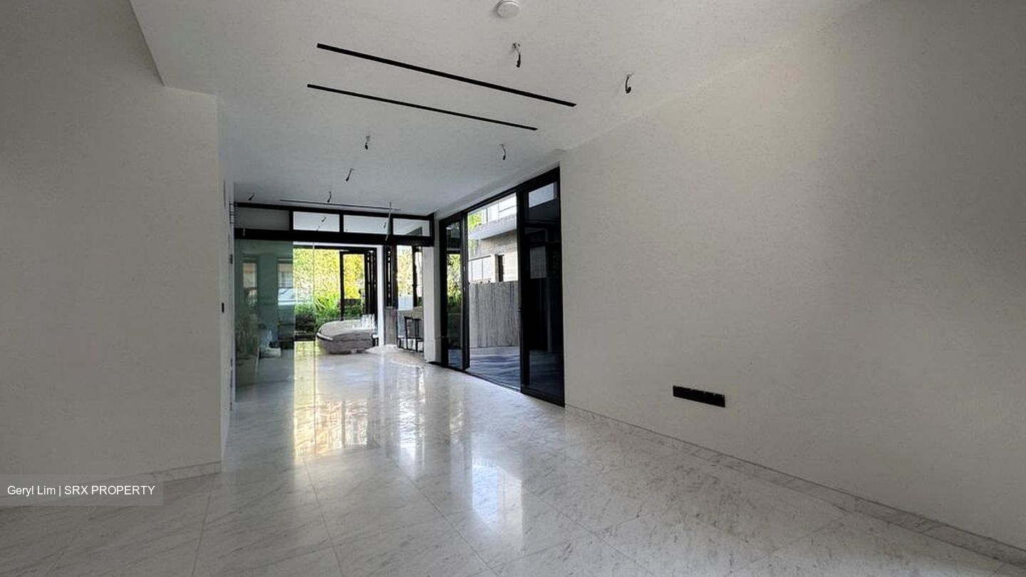 Jalan Loyang Besar (D17), Terrace #498352731